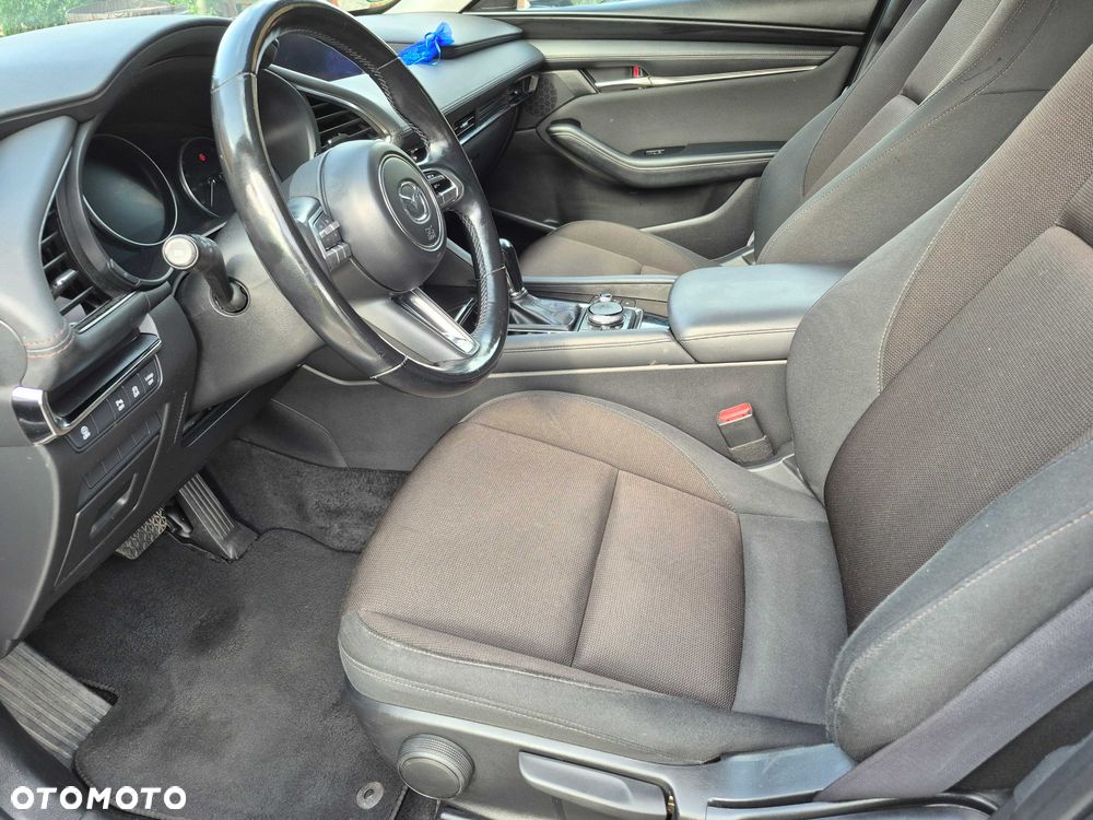 Mazda 3 - 8