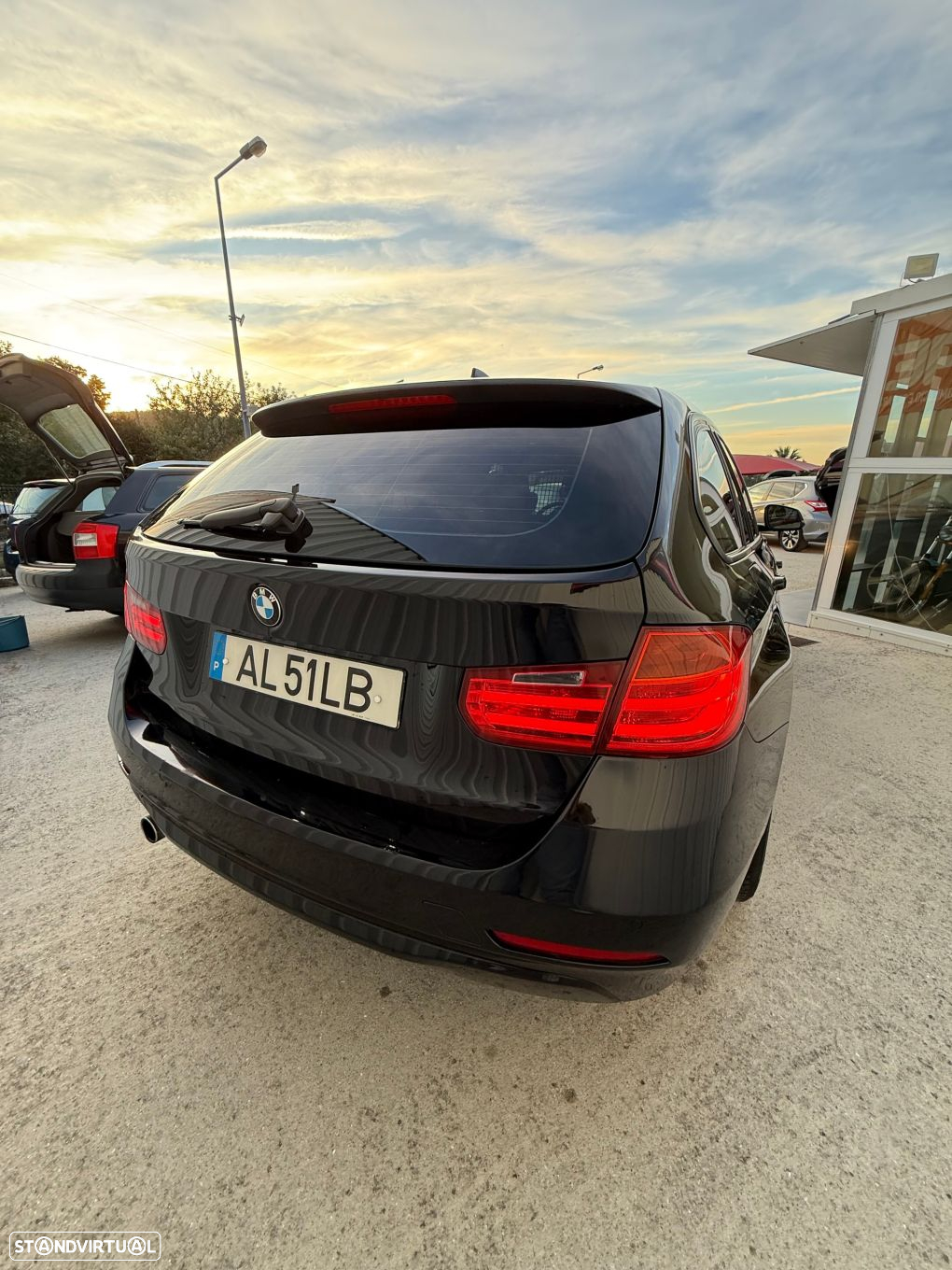 BMW 318 d Touring Line Modern - 11