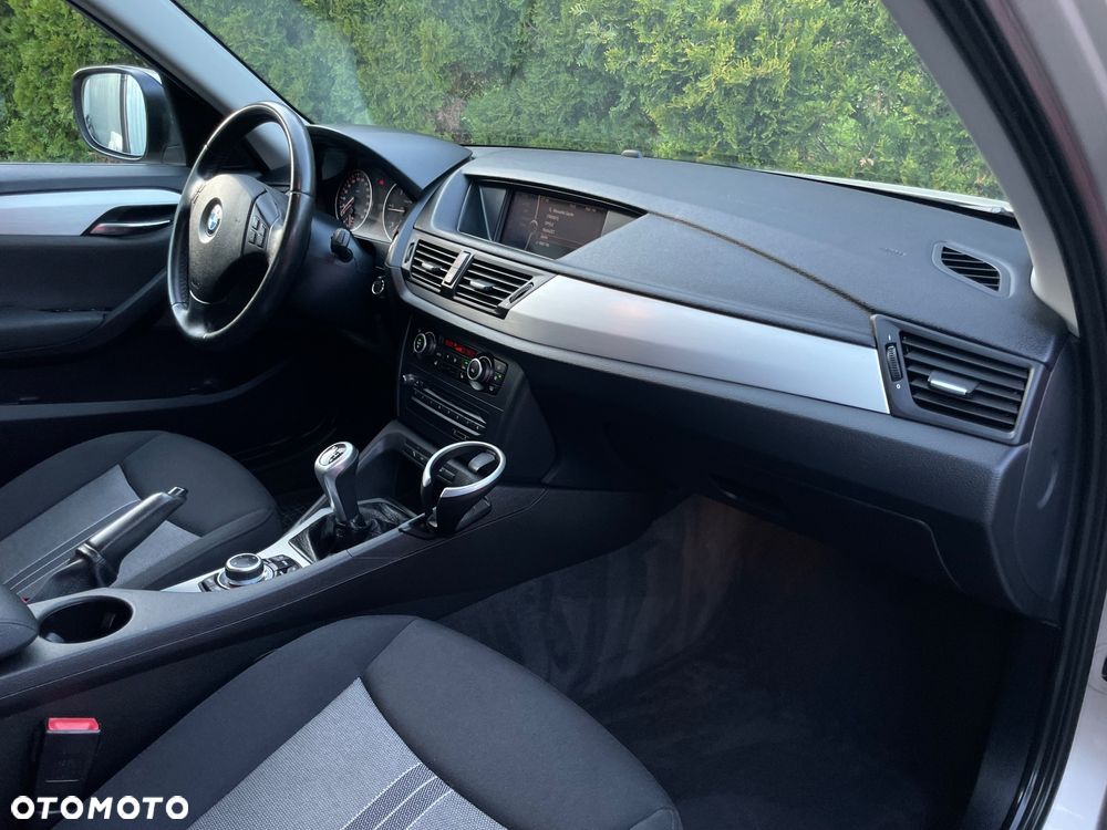 BMW X1 sDrive20d - 20