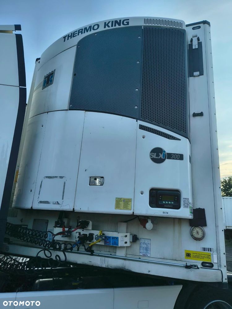 Schmitz Cargobull sko24 - 7