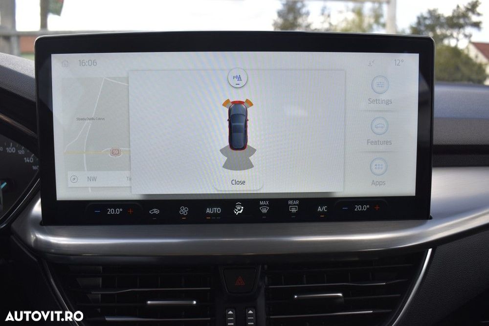 Ford Focus 1.0 EcoBoost 6MT MHEV Titanium - 14