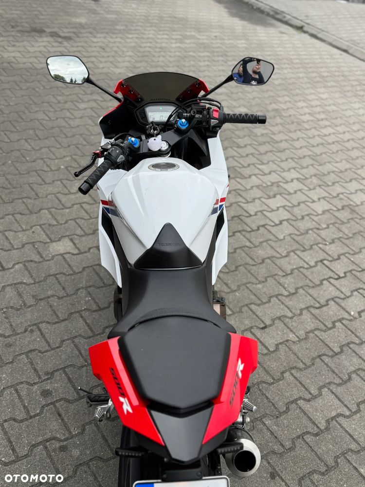 Honda CBR - 6
