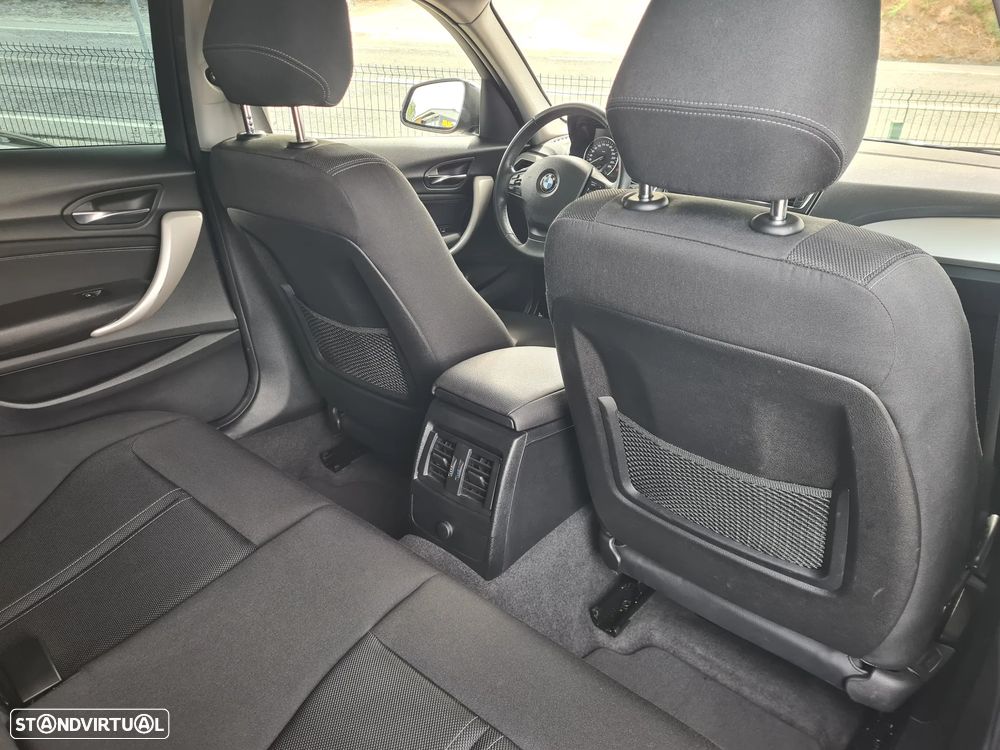 BMW 116 d EDynamics Advantage - 26