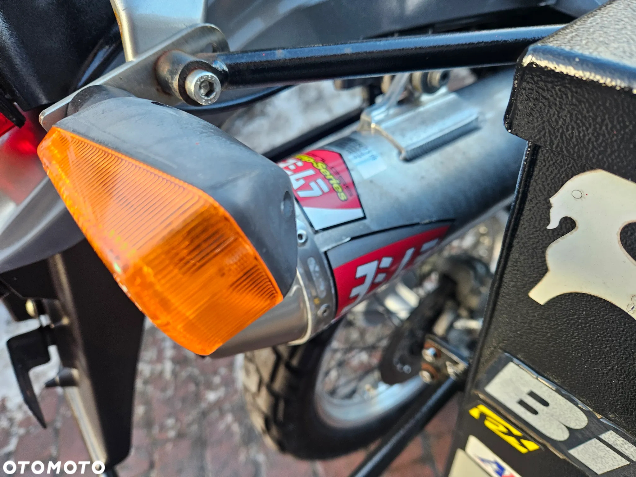 Suzuki DR - 12