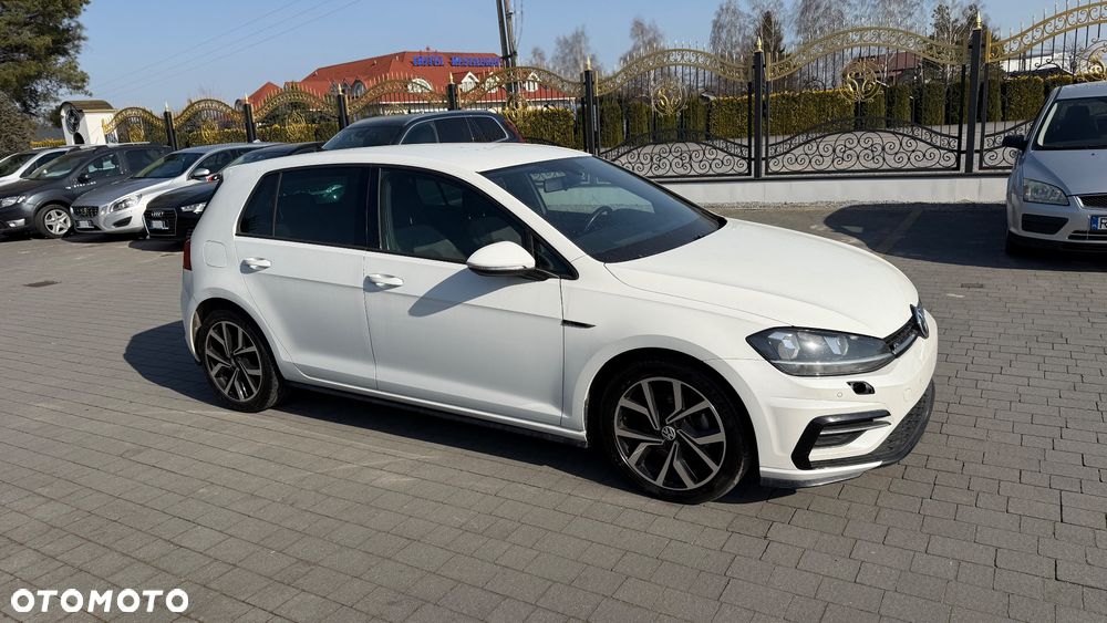 Volkswagen Golf - 3