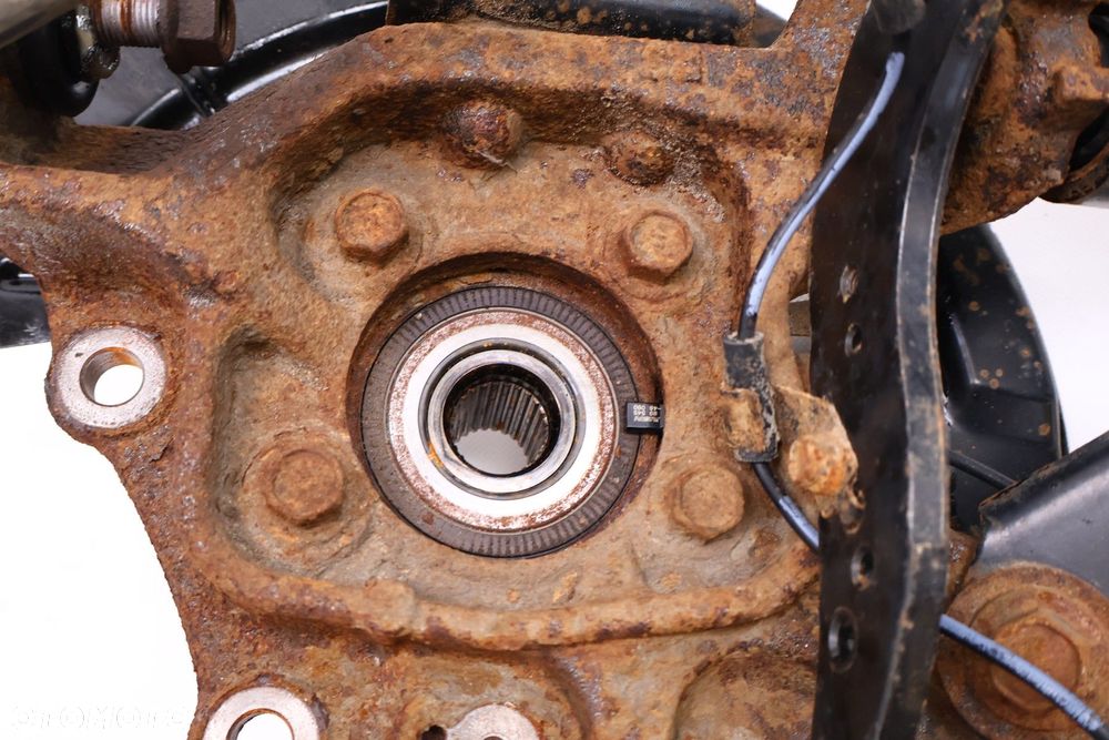 LEXUS RX IV 450H HYBRID PIASTA ZWROTNICA PRAWA TYŁ 48737-48010 - 9