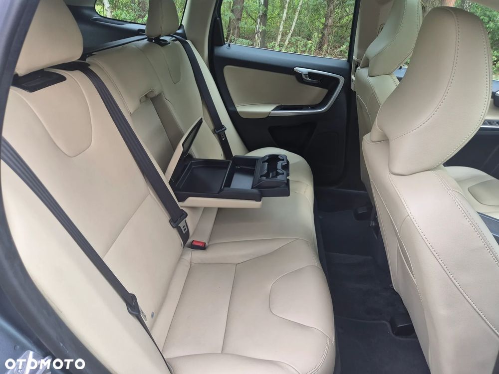 Volvo XC 60 D4 Drive-E Summum - 22