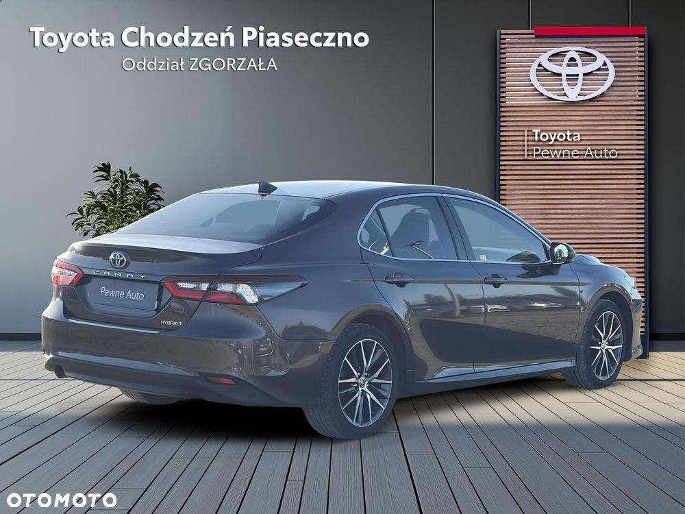 Toyota Camry 2022 photo 5