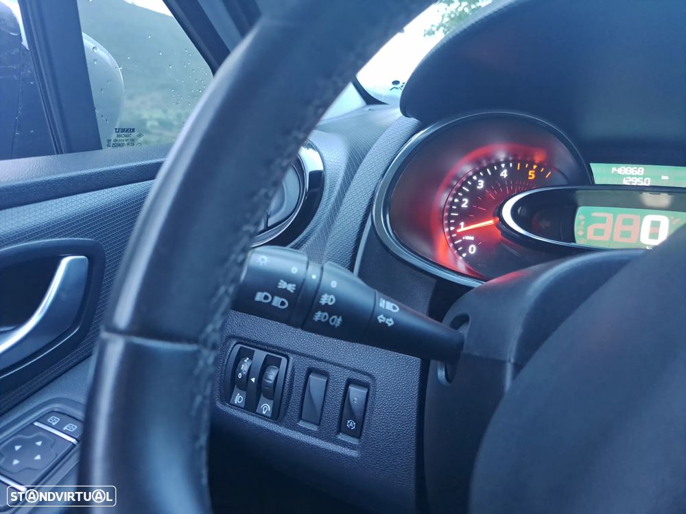 Renault Clio 1.5 dCi Zen - 16