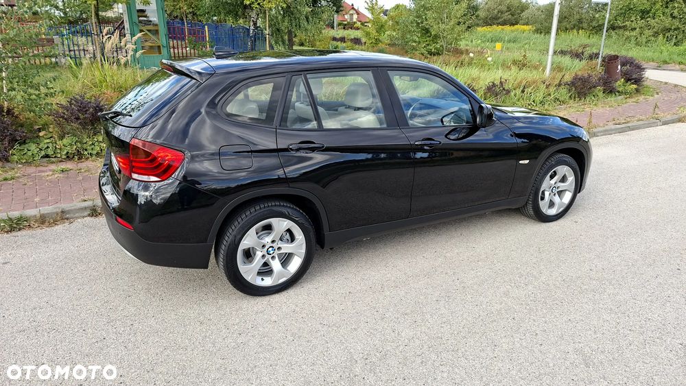 BMW X1 sDrive20d - 17