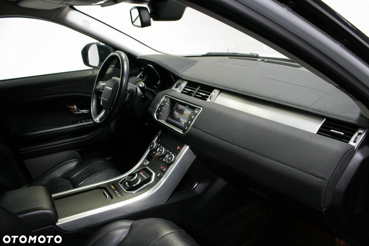 Land Rover Range Rover Evoque - 16