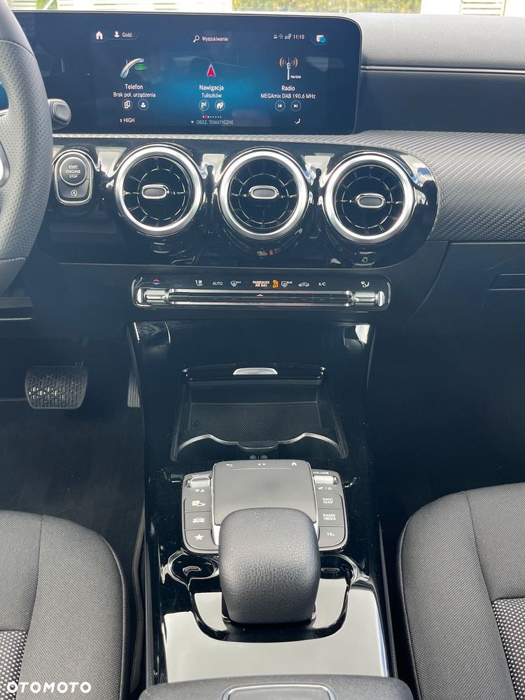 Mercedes-Benz CLA 200 d 8G-DCT Progressive - 21