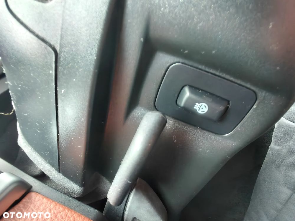 BMW Seria 5 520d xDrive - 35