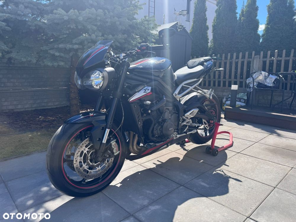 Triumph Street Triple - 3