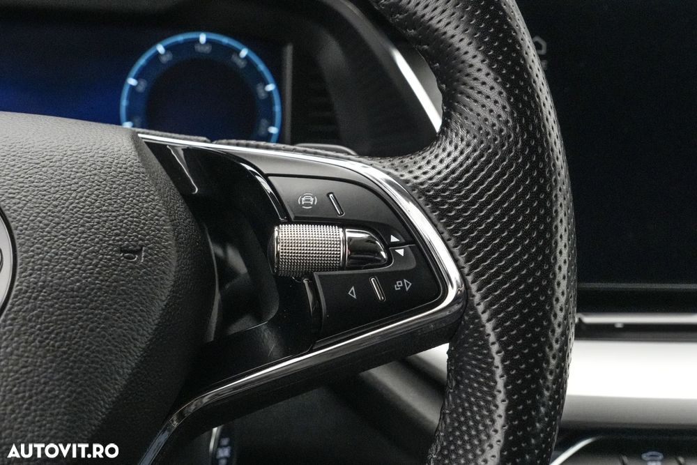 Skoda Octavia 2.0 TDI DSG 4X4 Scout - 27