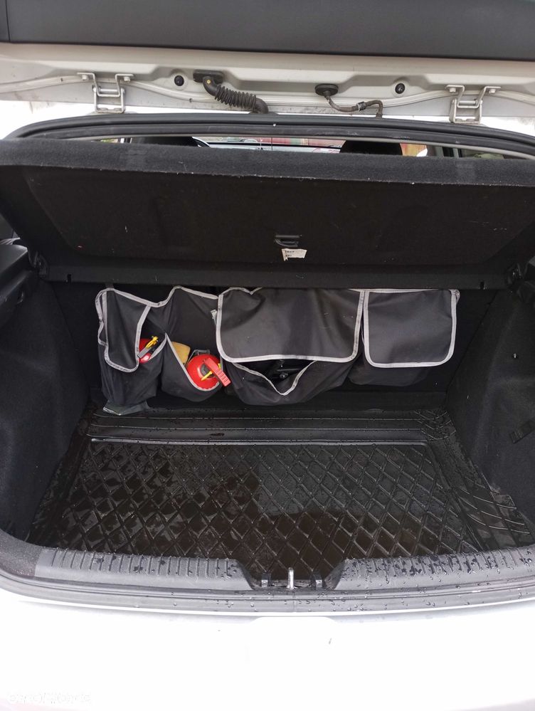 Kia Ceed - 6