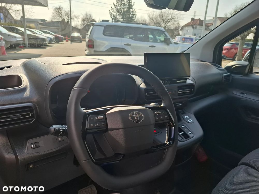 Toyota Proace City D-4D Long 2,4t Active (bryg.) - 10