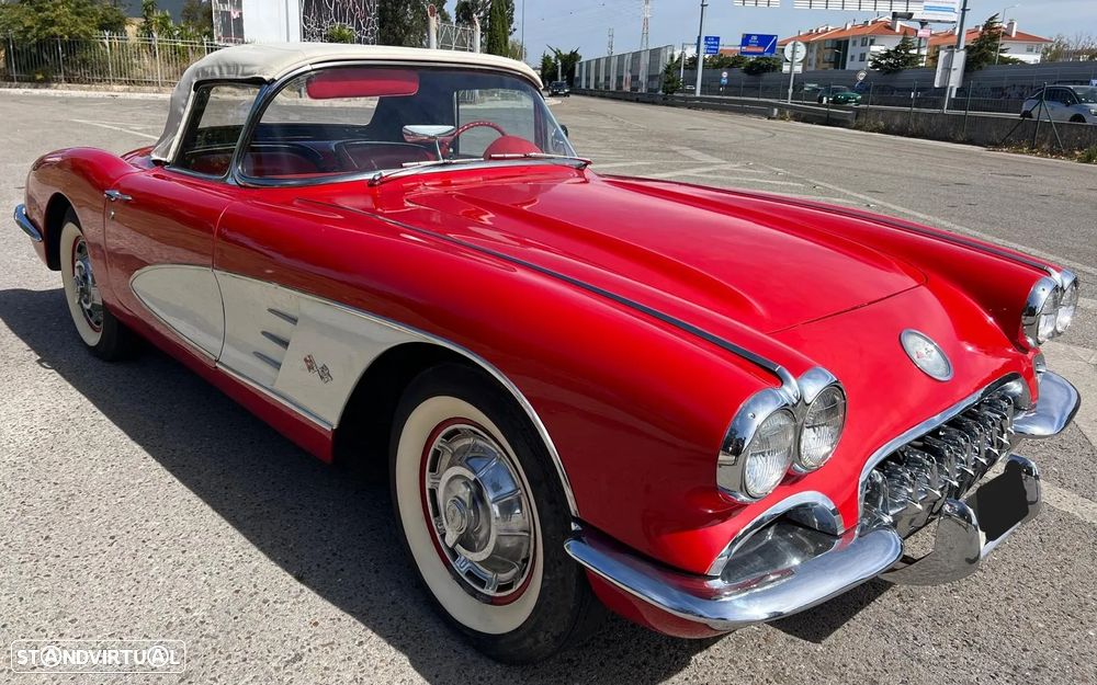 Chevrolet Corvette - 15