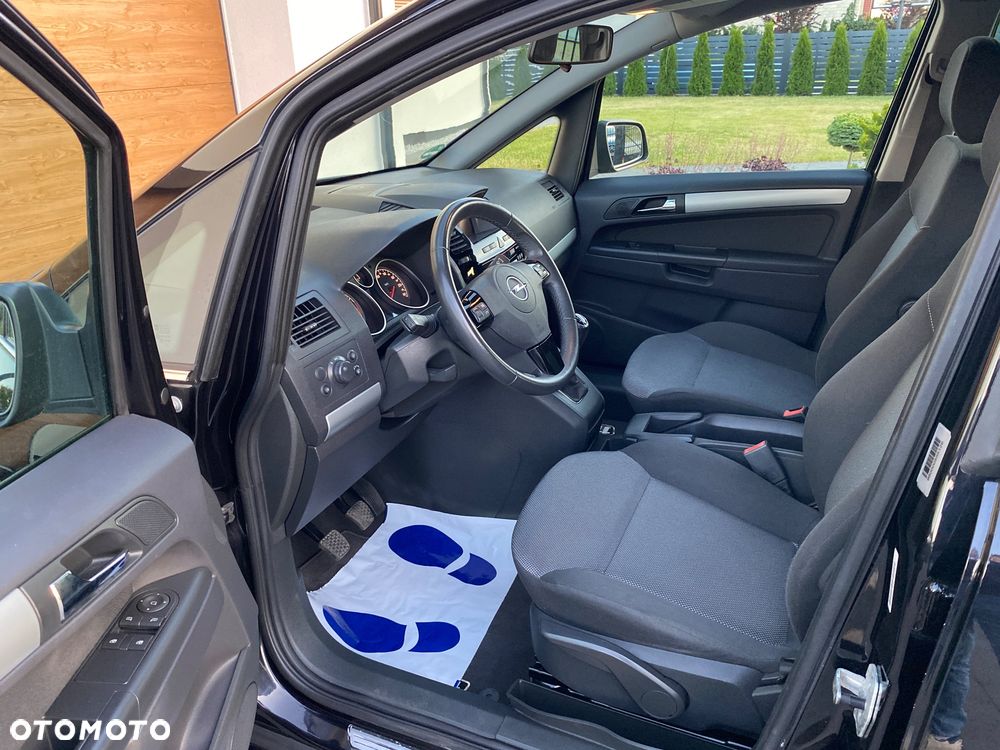 Opel Zafira 1.8 Design Edition - 24