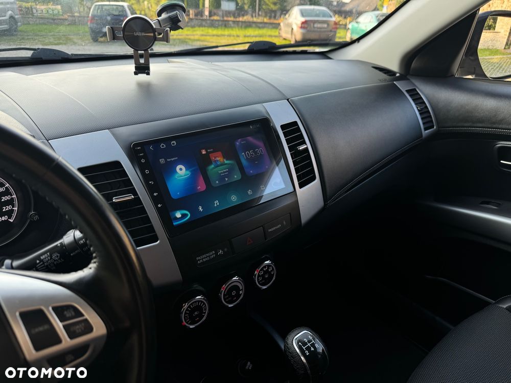 Mitsubishi Outlander 2.0 2WD Invite - 8