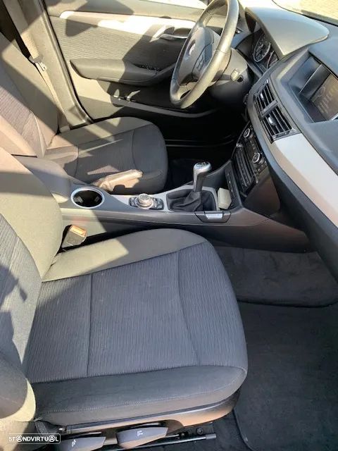 BMW X1 18 d sDrive - 10