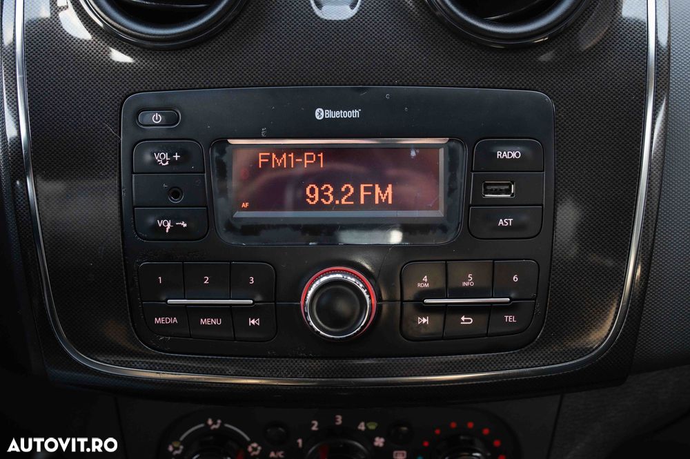 Dacia Logan 0.9 TCe SL PLUS - 16