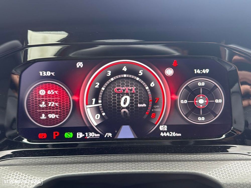 Volkswagen Golf 2.0 TSI GTI DSG Performance — fotografia 11
