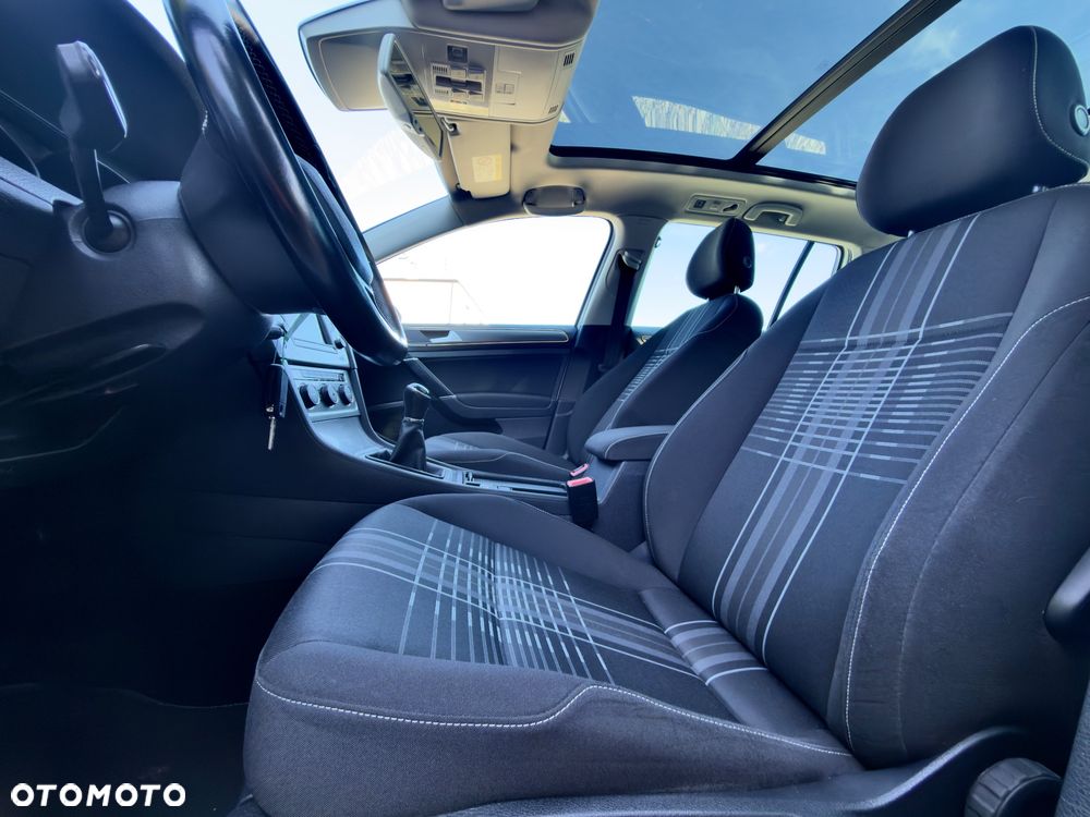 Volkswagen Golf 2.0 TDI BlueMotion Technology Lounge - 22