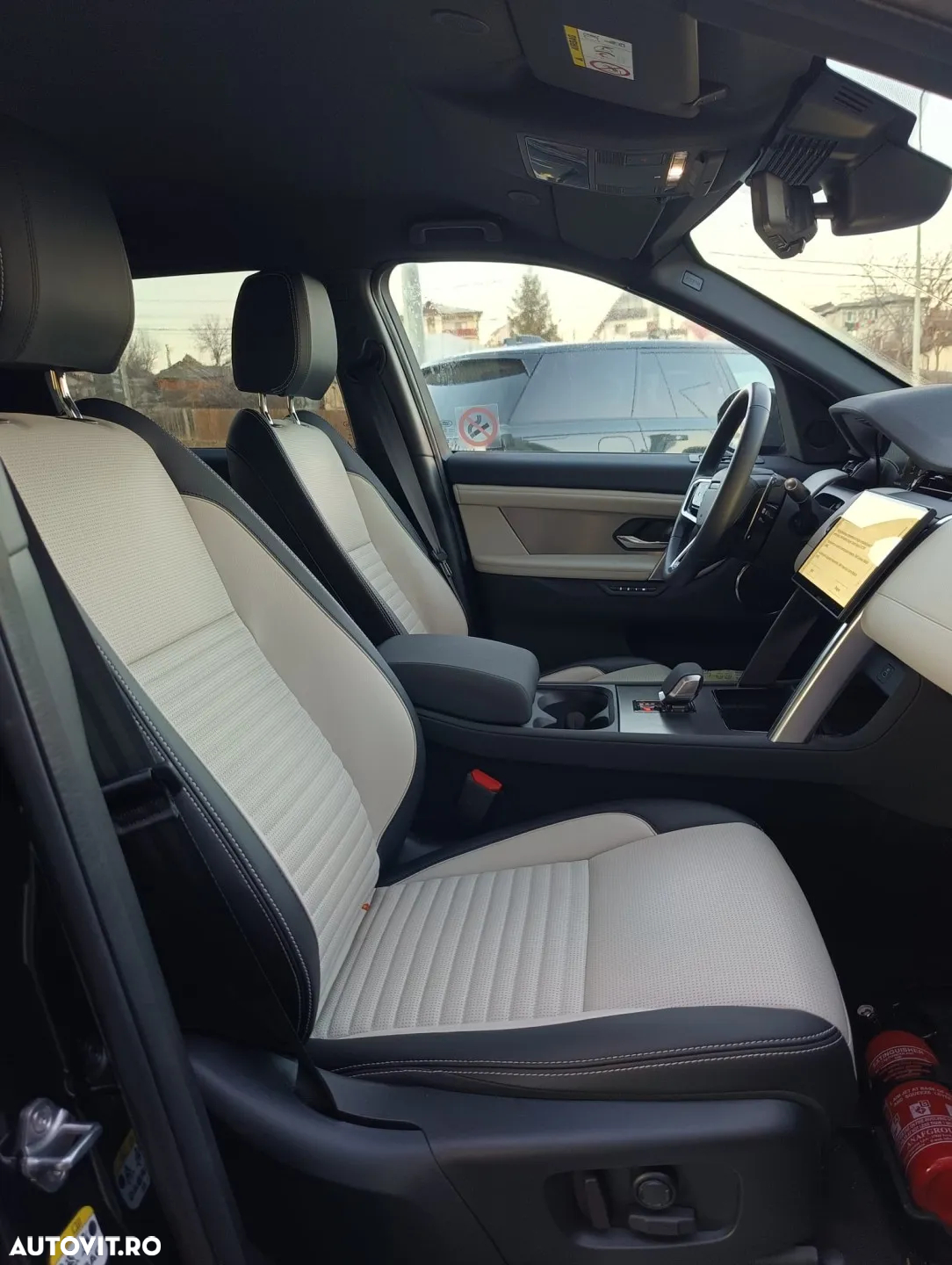 Land Rover Discovery Sport - 3