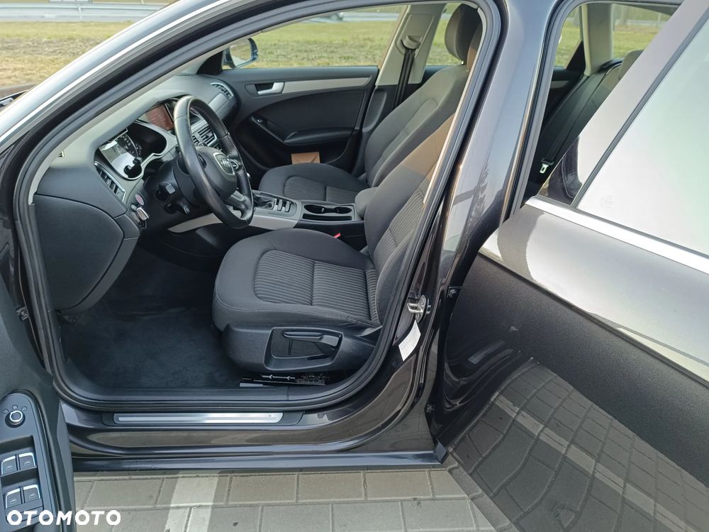 Audi A4 Avant 2.0 TDI DPF Ambition - 8