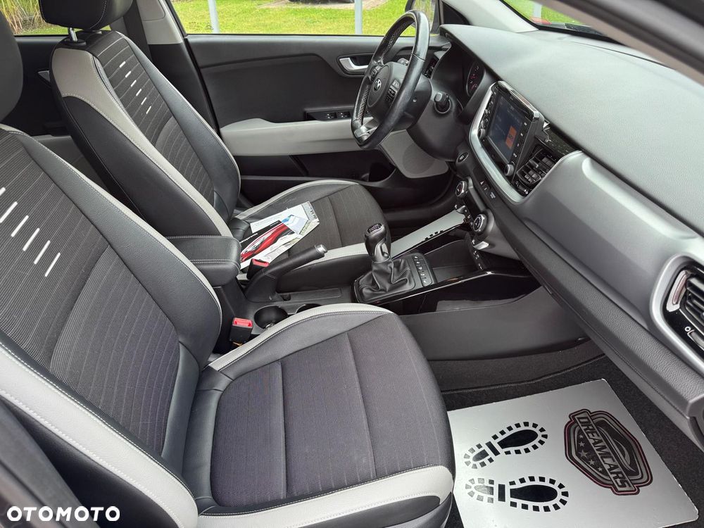 Kia Stonic - 35