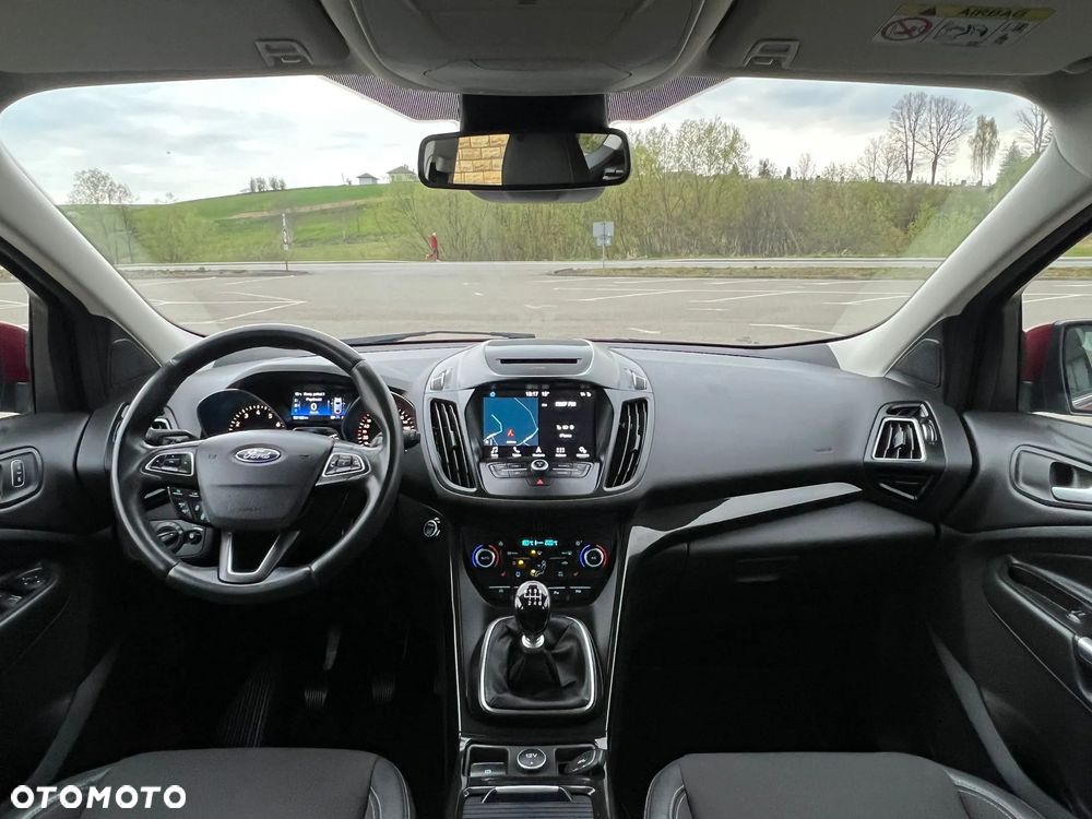 Ford Kuga - 30