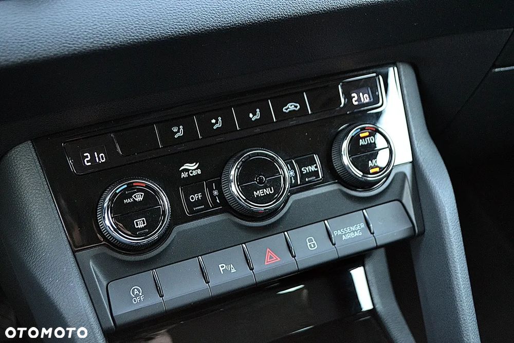 Skoda Karoq 1.5 TSI ACT DSG Balance - 28