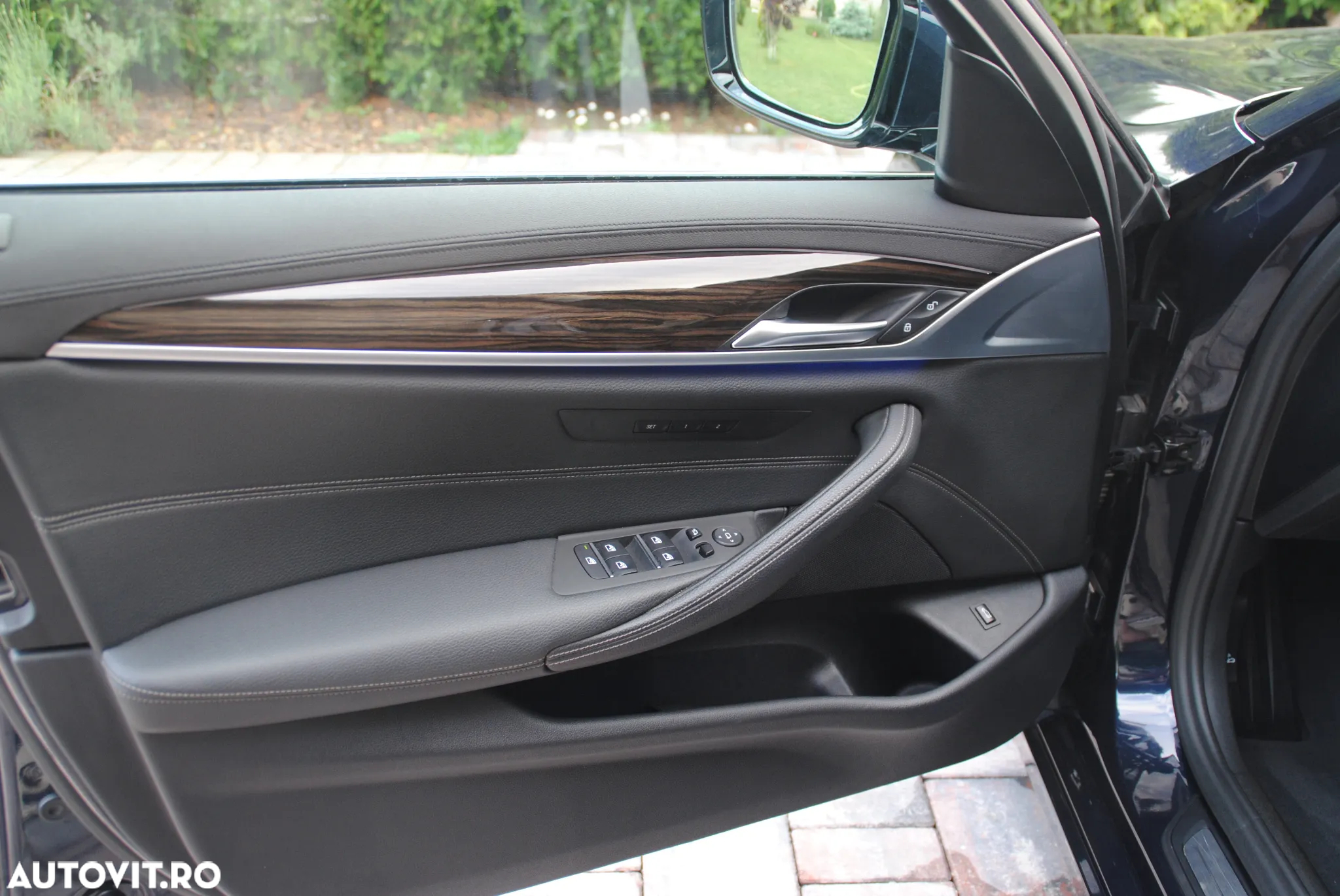 BMW Seria 5 520i AT - 16