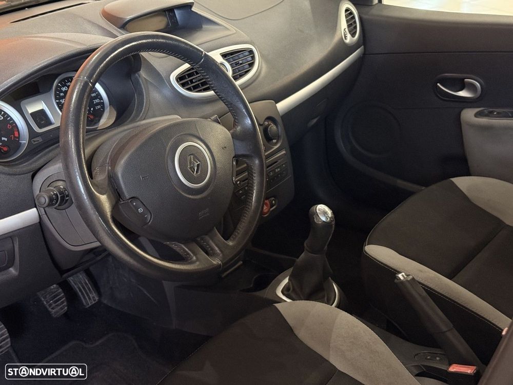 Renault Clio - 5