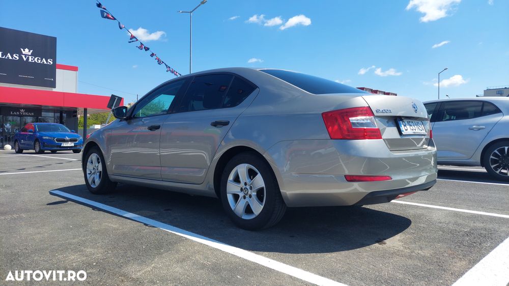 Skoda Octavia 1.6 TDI Ambition - 4