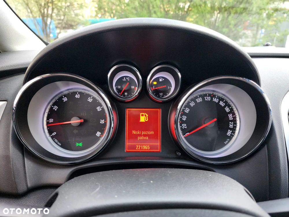 Opel Astra 1.6 Turbo Edition Sport - 23