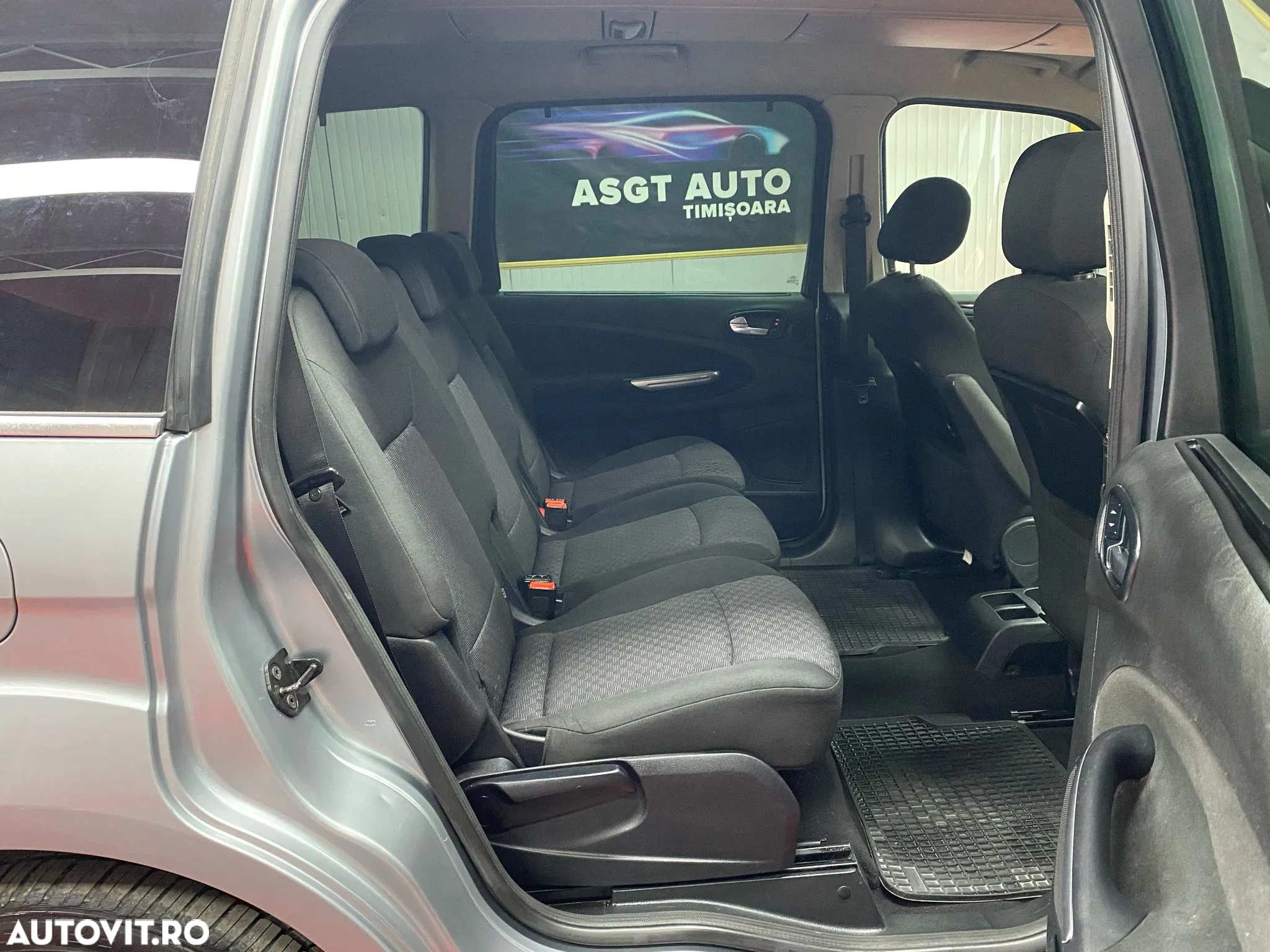 Ford Galaxy 2.0 TDCi DPF Aut. Ghia - 16