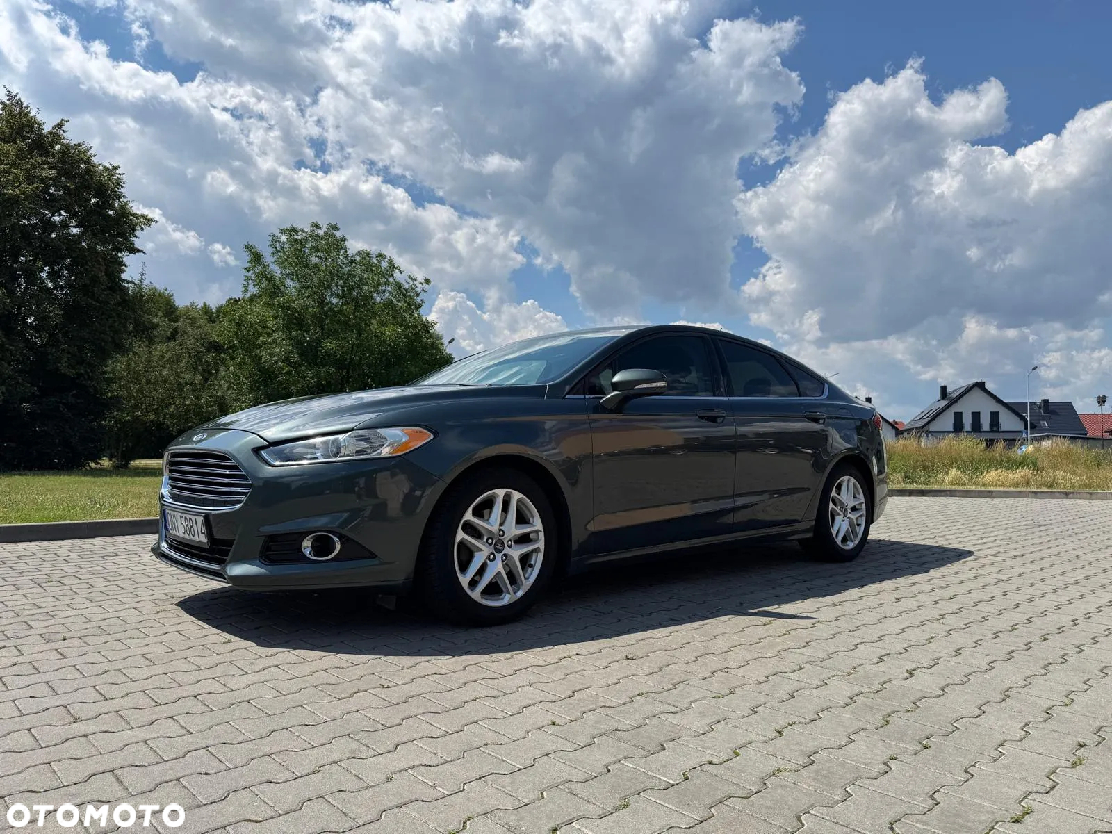 Ford Fusion - 4