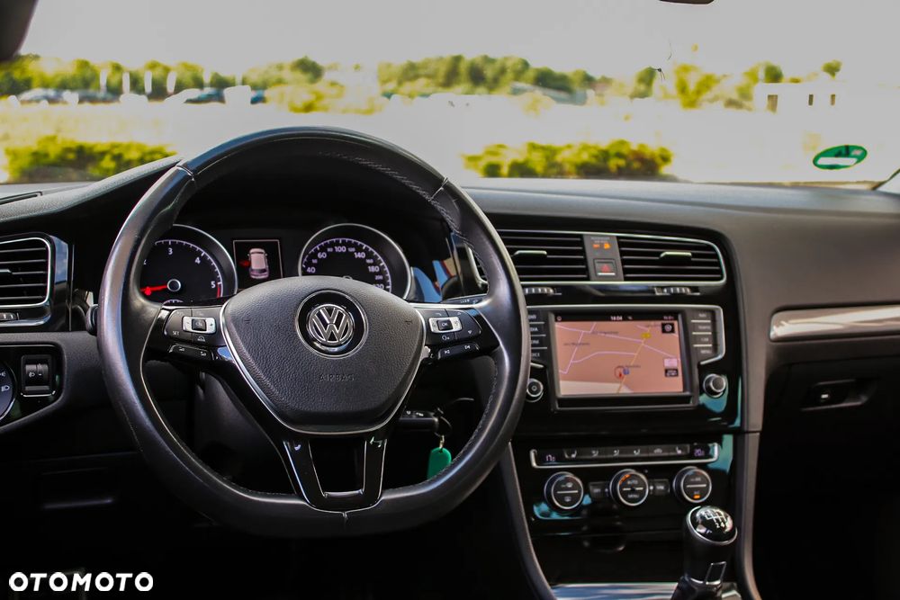 Volkswagen Golf 2.0 TDI BlueMotion Technology Allstar - 27