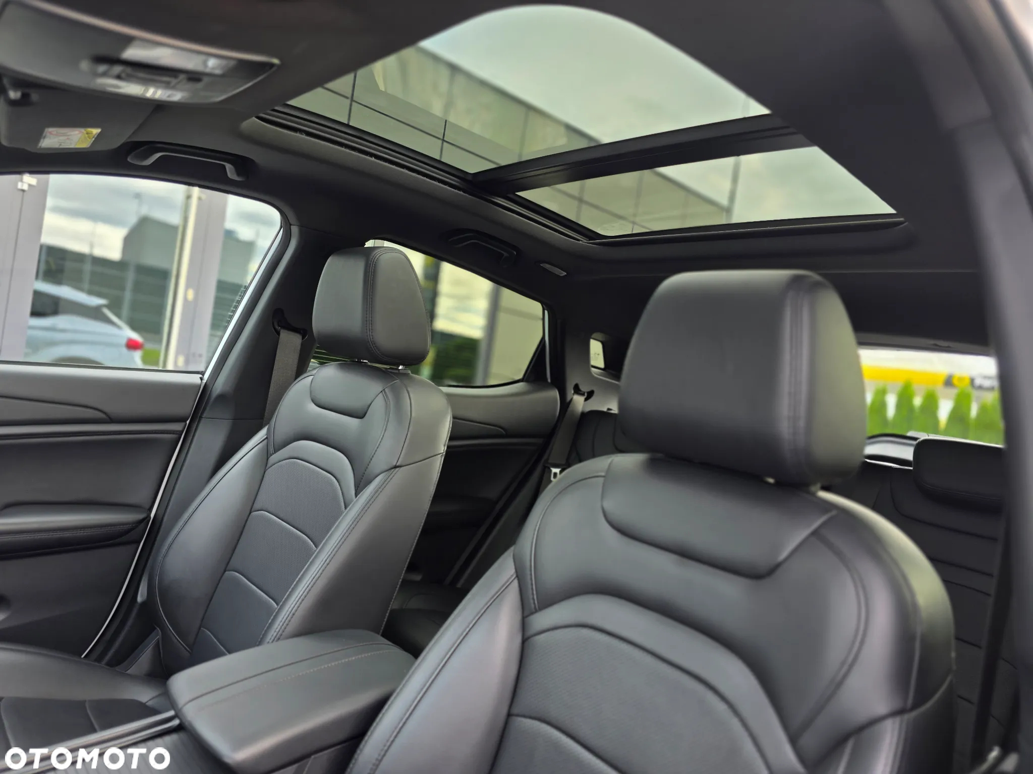 Seres 3 53kWh Luxury - 17