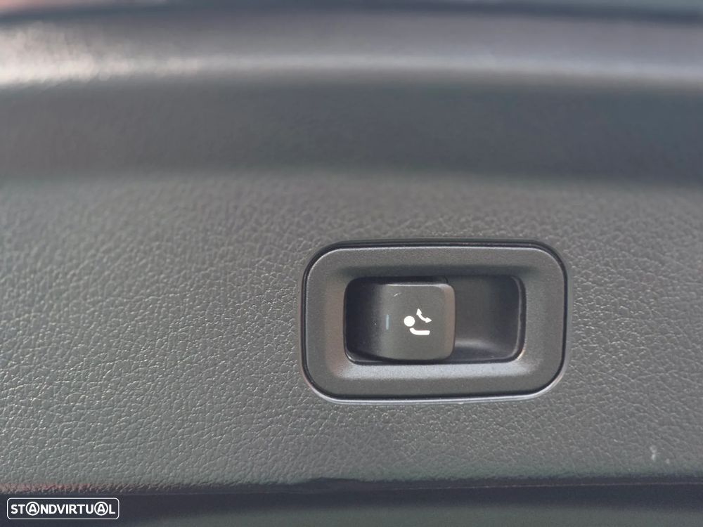 Mercedes-Benz GLE 350 de 4Matic 9G-TRONIC AMG Line Advanced Plus - 39