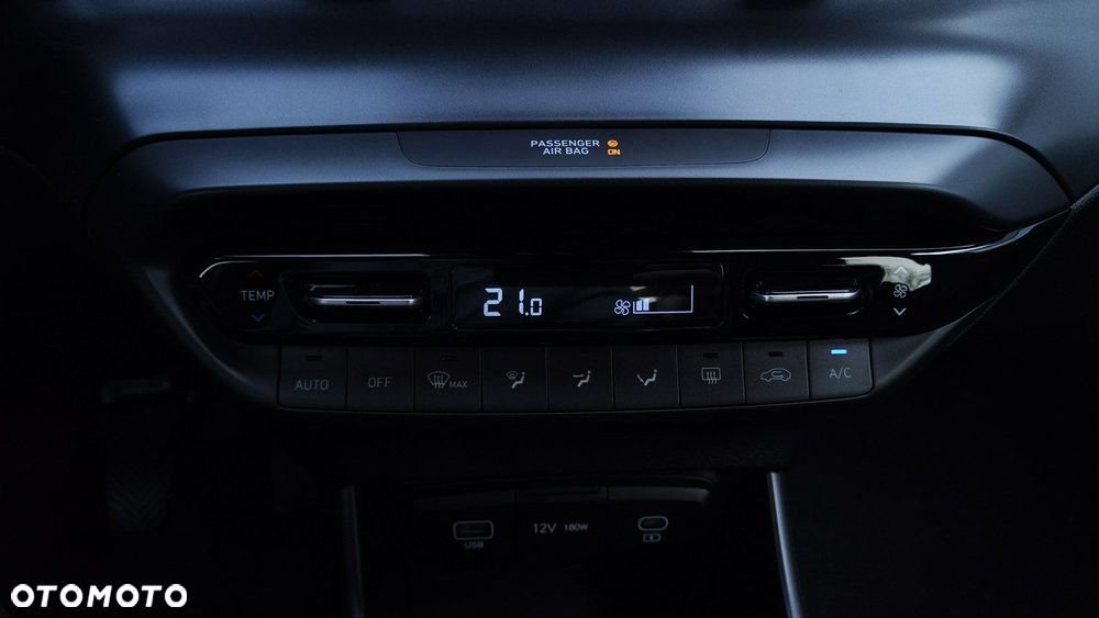 Hyundai i20 - 23