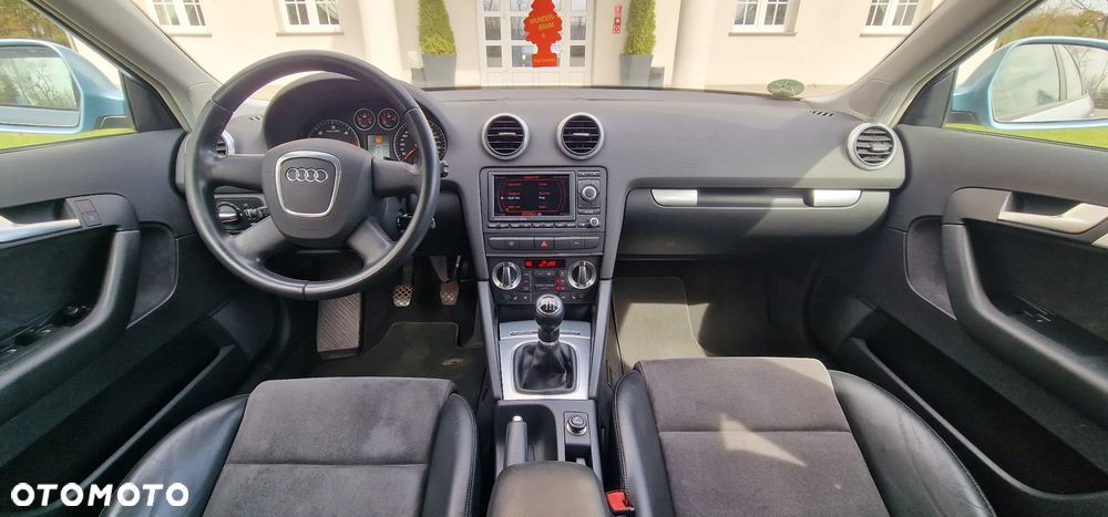 Audi A3 Sportback 2.0 TDI Ambiente - 38
