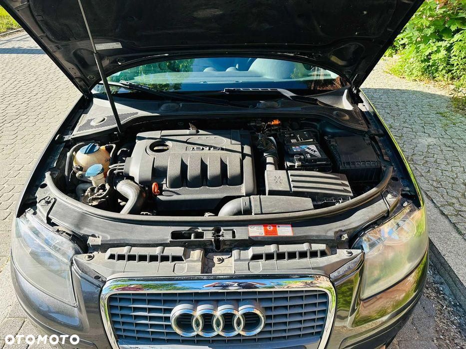 Audi A3 3-drzwiowe 1.6 TDI DPF S line Sportpaket - 10
