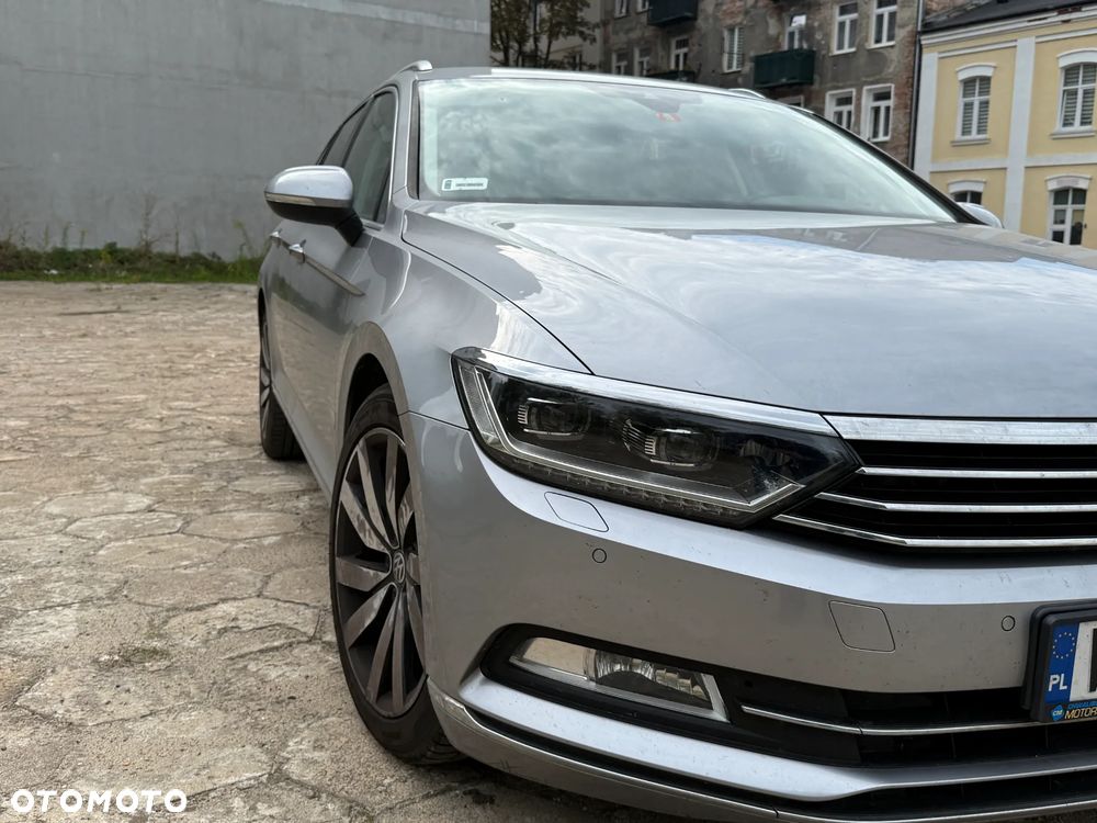 Volkswagen Passat - 8