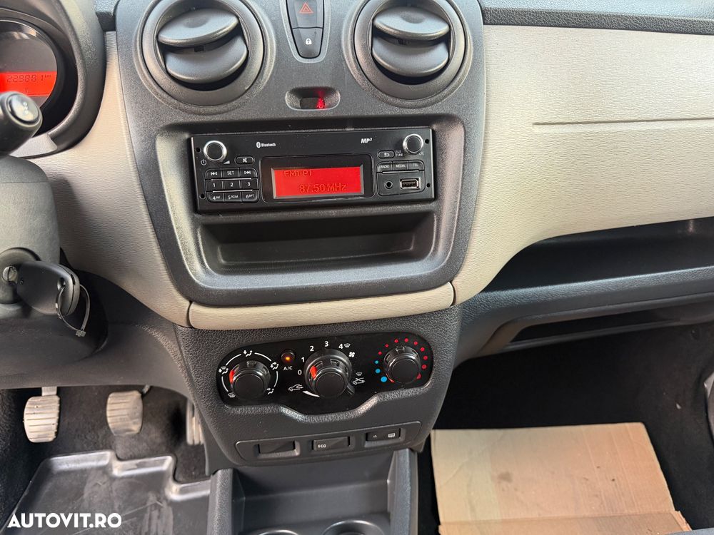 Dacia Dokker dCi 90 Laureate - 8