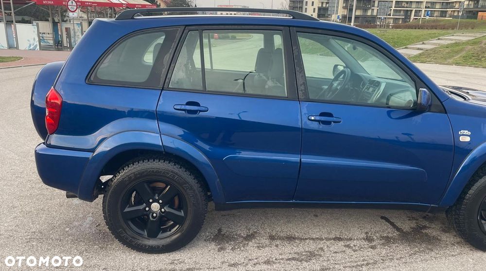 Toyota RAV4 2.0 D-4D 4x4 - 6
