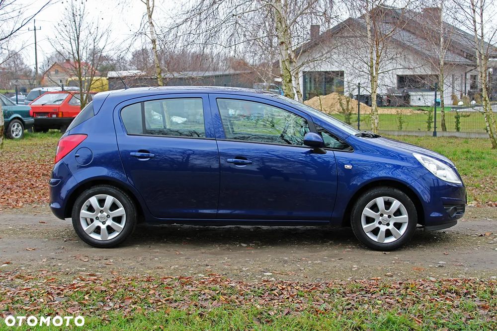 Opel Corsa 1.2 16V Innovation - 10