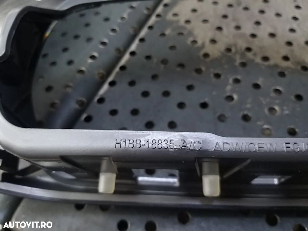 Plastic ornament rama ceasuri grile bord ford puma j2k cf7 h1bb18835ac - 3